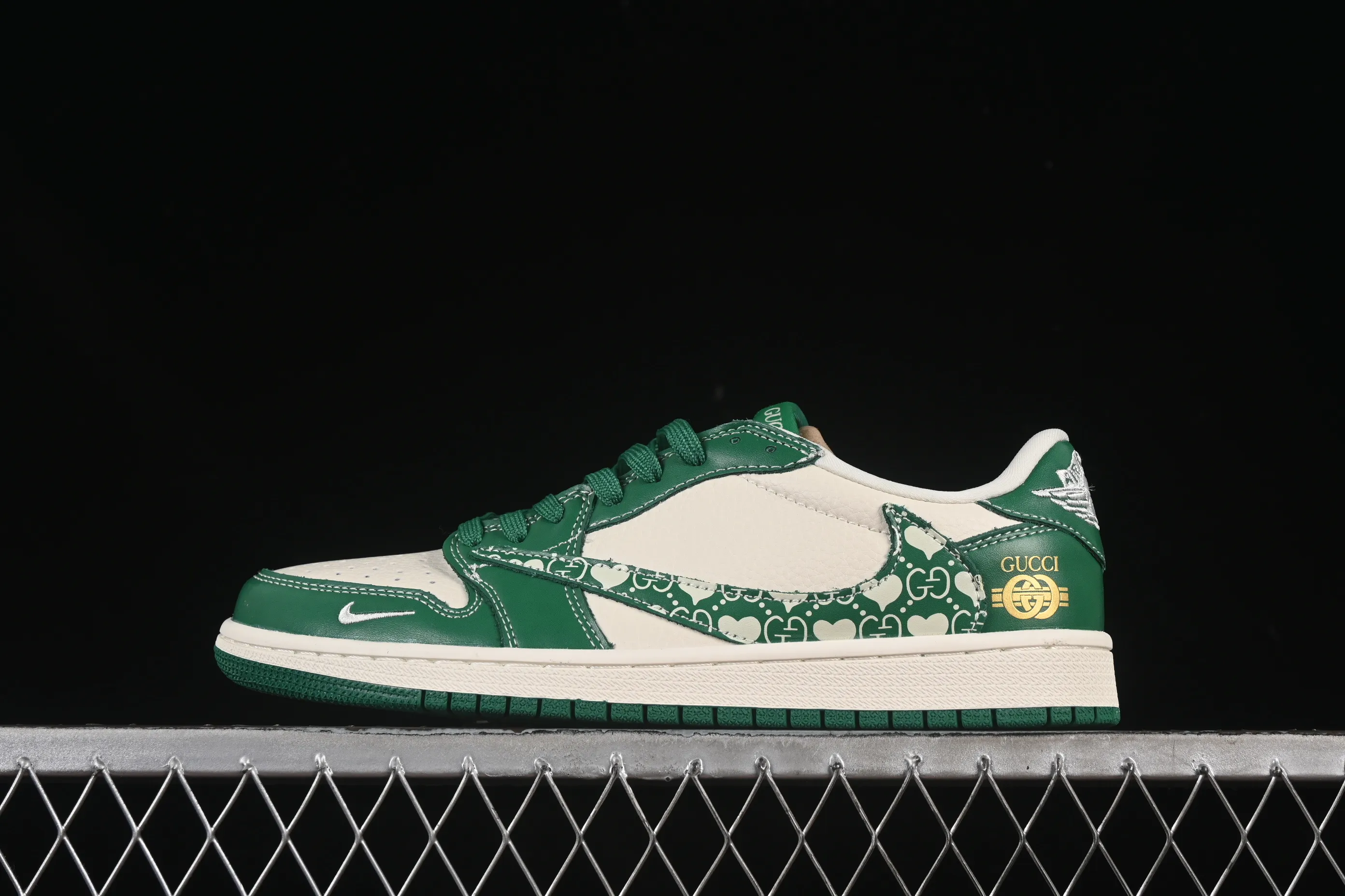 All categories Air Jordan Jordan series basketball shoes Air Jordan 1 Low High-end customized low-top sneakers Travis Scott x Fragment Design x Air Jordan 1 Low OG SP AJ1 Joe 1 Gucci joint green pattern low-top cultural casual sneakers LD2025-025